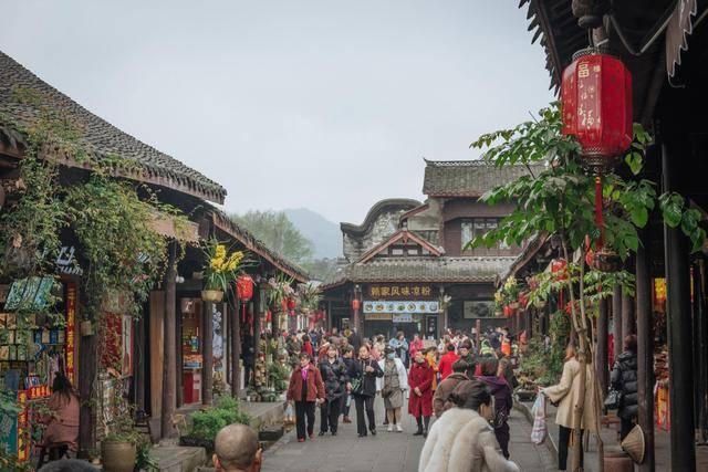 探寻突尼斯为什么富有?话题